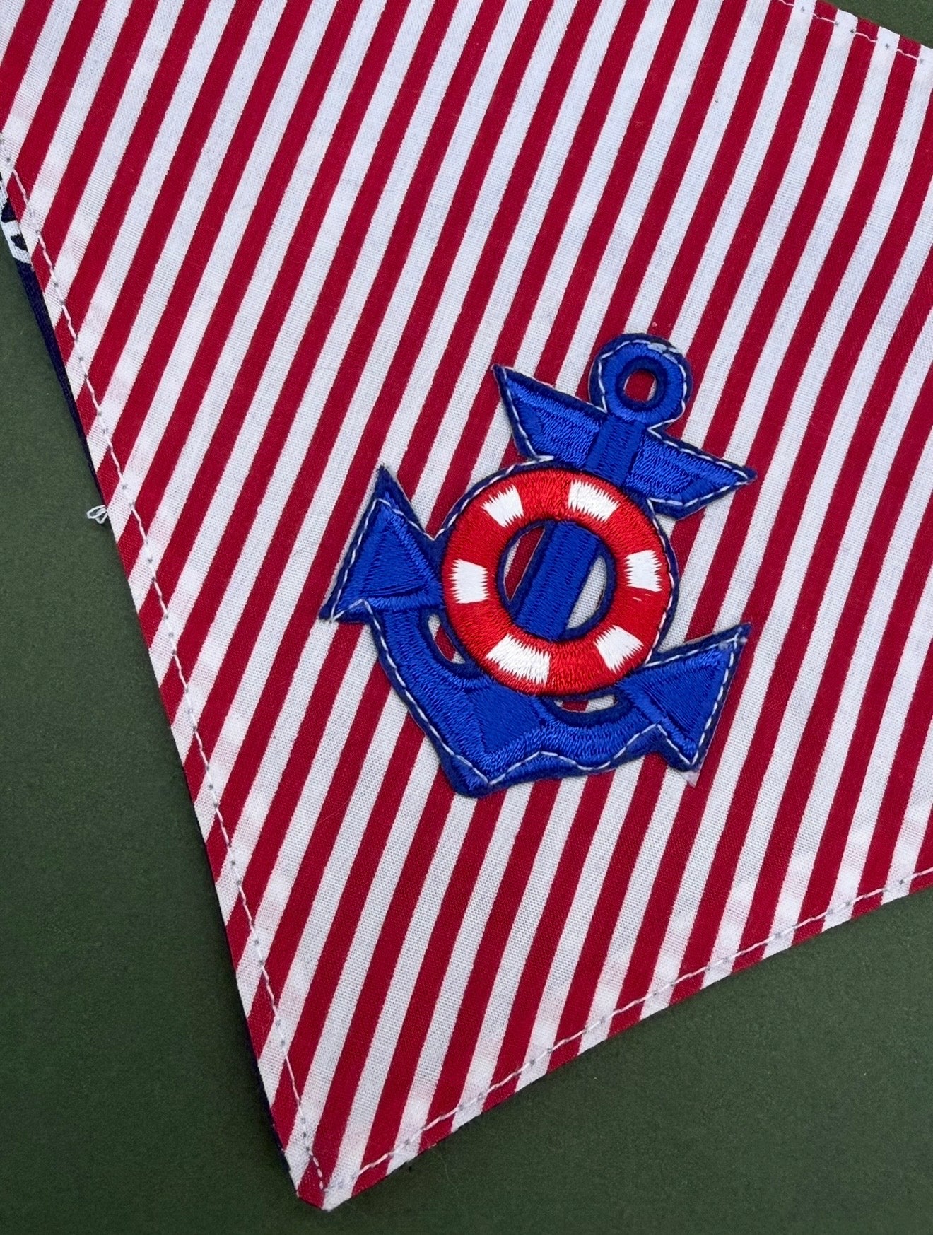 Anchors Awoof ( poppet )
