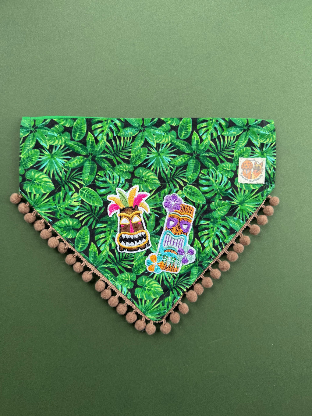 Tiki tails
